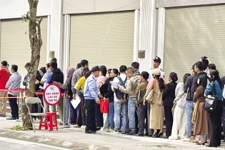 Căng mình trong “cuộc đua” giành suất mua nhà ở xã hội  