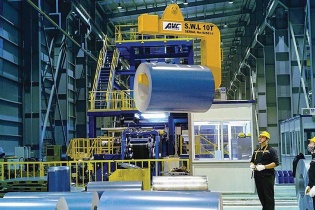 Thép Việt giữa nợ nần và áp lực thị trường   