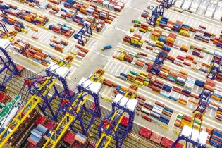 "Bước nhảy" về quy mô thương mại