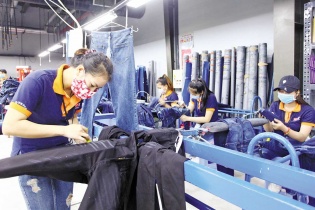 Doanh nghiệp dệt may báo lãi lớn