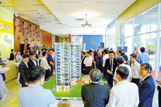 Dòng tiền tìm “vùng trũng” trong chu kỳ mới