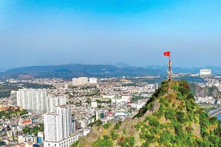 Quảng Ninh vững bước tiến vào kỷ nguyên thịnh vượng