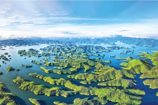 Tà Đùng - “Vịnh Hạ Long” bồng bềnh giữa đại ngàn Tây Nguyên   