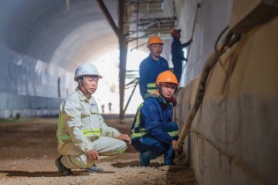 “Cơn khát” nhân lực đè nặng tiến độ đại công trường giao thông