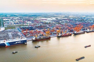 Gom nguồn lực cho những "cú hích" trên biển của VIMC