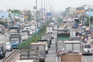 Hạ tầng kết nối yếu, khu công nghiệp giảm sức hút đầu tư
