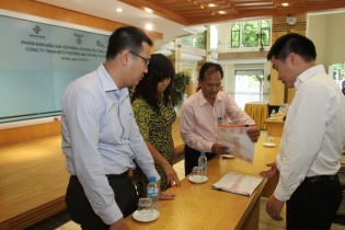 IPO "con" của Hapro cháy hàng