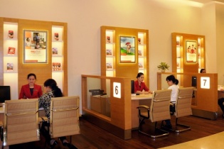 Prudential thí điểm giảm phí bảo hiểm đóng trước