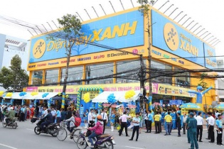 Điện máy Xanh “tấn công” Hà Nội trước Tết Bính Thân