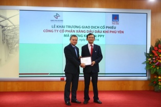 Thêm tân binh xăng dầu làm nóng sàn HNX
