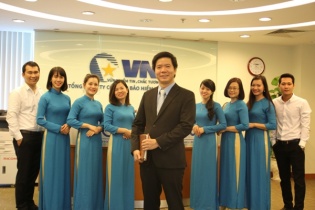 VNI có 27 công ty thành viên, 100 phòng kinh doanh và 300 đại lý trên toàn quốc