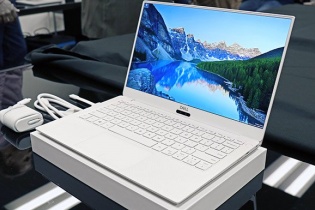 Doanh thu của Dell bán ra tại Thế giới Di động tăng hơn 30%