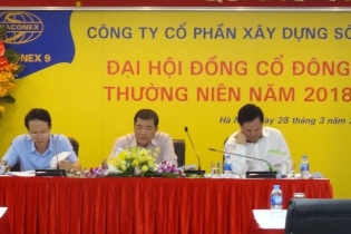 Đại hội Vinaconex 9: Tổng giám đốc "than thở" trực tiếp cùng Kế toán trưởng đi... đòi nợ