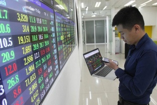 FTSE Russell đưa chứng khoán Việt vào danh sách xét nâng hạng