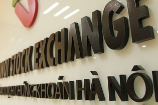 Doanh nghiệp trên HNX: Ngành tài chính dẫn đầu tốc độ tăng lãi
