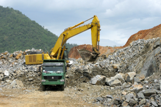 Khoáng sản Dương Hiếu tính "đầu hàng" với dự án Nhà hàng Thuần Việt
