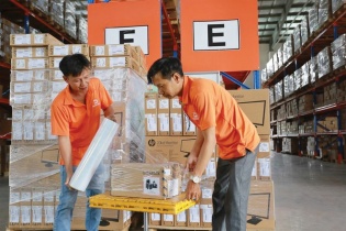 Digiworld: Doanh thu từ bán máy tính tăng đột biến 324%