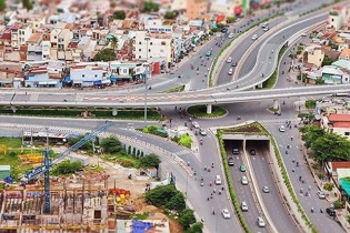 CEE ký hợp đồng hơn 300 tỷ với công ty mẹ CII