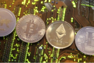 Vốn hóa Bitcoin "bốc hơi" hơn 119 tỷ USD trong quý I/2018