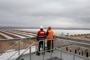 Morocco xây dựng nhà máy điện mặt trời rộng bằng Paris ở sa mạc Sahara