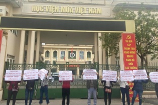 Học viện Múa Việt Nam "quên" đăng ký, gần 300 học viên múa bơ vơ sau 7 năm học