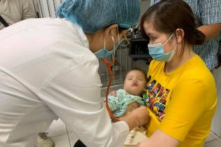 Lo ngại vì số ca mắc tay chân miệng tăng