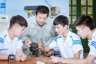 "Miếng bánh" cao đẳng, phần ai?