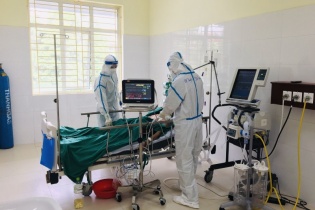 Tăng nhanh ca Covid-19 tử vong và bài toán điều trị F0 tại nhà