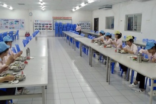 Đảm bảo yêu cầu phòng, chống dịch từ bếp ăn của các khu công nghiệp