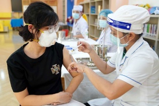Bộ Y tế đồng ý thí điểm rút ngọn quy trình tiêm chủng tại TP.HCM