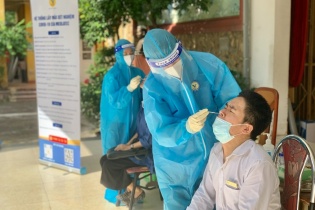 Tổng lực lấy mẫu xét nghiệm Covid-19 trên địa bàn Hà Nội