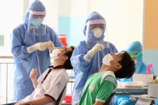 Tin mới nhất về dịch Covid-19 ngày 5/9: TP.HCM khuyến khích tự test nhanh Covid-19; Hà Nội thêm 6 ca nhiễm