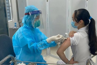 Tin mới về dịch Covid-19 ngày 11/9: Hà Nội ghi nhận 2 ca dương tính tại khu cách ly; Đồng Nai tìm thấy ca F0 thứ 3 trốn khỏi khu cách ly