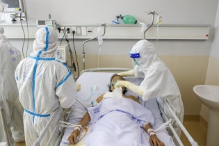 Bộ Y tế lo ngại lây nhiễm Covid-19 vì F0 tự ý đến bệnh viện điều trị