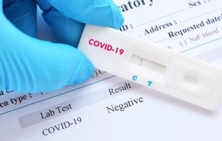 Tin mới về Covid-19 ngày 13/12: Bộ Y tế nói gì về công nhận bệnh nhân khỏi bệnh qua test nhanh?
