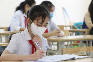 Nhiều địa phương cho học sinh trở lại trường học trực tiếp