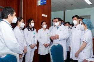 Lo ngại với tốc độ lây nhiễm của biến chủng Omicron