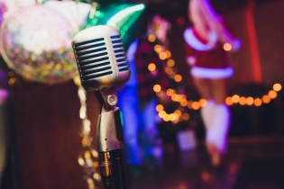 Tin mới về Covid-19 ngày 15/2: Bộ Y tế nói về việc cho phép karaoke hoạt động