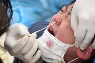 Tin mới về Covid-19 ngày 4/3: TP.HCM sẵn sàng tiêm vắc-xin cho trẻ 5-11 tuổi