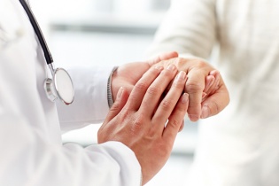 Công bố 10 gương mặt thầy thuốc trẻ tiêu biểu trong chống dịch Covid-19