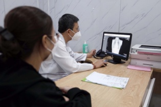 Tin mới về Covid-19 ngày 4/5: Chưa ghi nhận trẻ mắc viêm gan cấp tính 