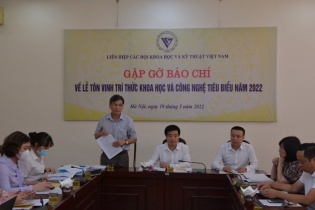 Tôn vinh 106 trí thức khoa học và công nghệ tiêu biểu 