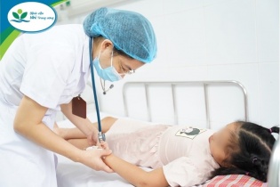 Mua sắm khó khăn, nhiều địa phương thiếu thuốc điều trị sốt xuất huyết 