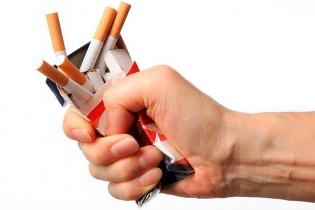 Siết chặt xử lý vi phạm về thuốc lá