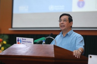 Lo ngại tình trạng lạm dụng kháng sinh của nhân viên y tế và người dân