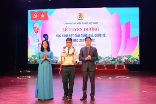 Vinh danh học sinh xuất sắc đạt giải nhất quốc gia, quốc tế  
