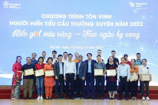 Tin mới về y tế ngày 30/10: Tôn vinh những người hiến tiểu cầu thường xuyên năm 2022