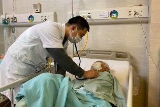 Tin mới về y tế ngày 10/2: Người cao tuổi nhập viện sau Tết tăng; Xử lý nghiêm cơ sở y, dược tư nhân hoạt động "chui"