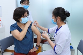 Tránh tích trữ và lạm dụng thuốc điều trị Covid-19