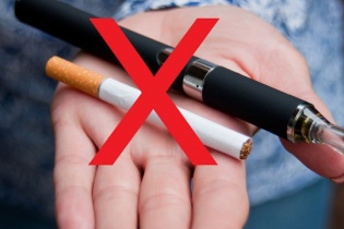 Kiến nghị cấm hoàn toàn thuốc lá điện tử 